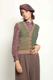 Buttoned vest ELFE green