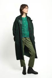 Coat TRACES green